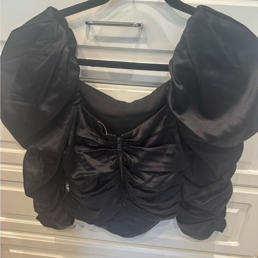 Alice + Olivia Black Puff Sleeve Ruched Blouse
